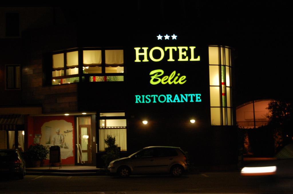 Hotel Belie サン・マルティーノ・ディ・ルーパリ エクステリア 写真